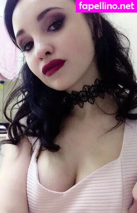 Ganja Babe OnlyFans Thumbnail #DqSuBLvxRt