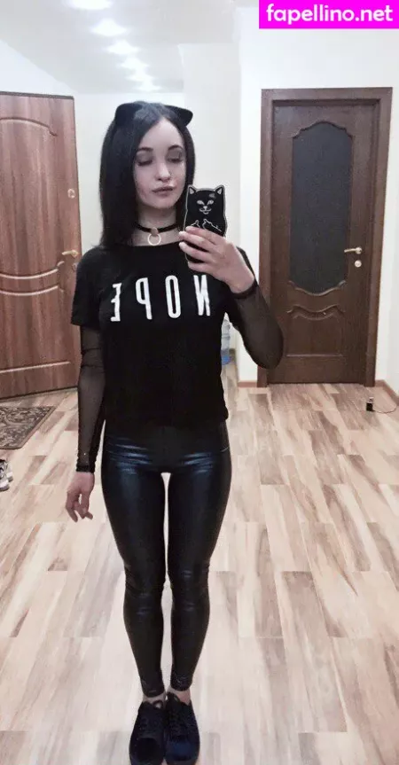 Ganja Babe OnlyFans Thumbnail #cwF4xdludL