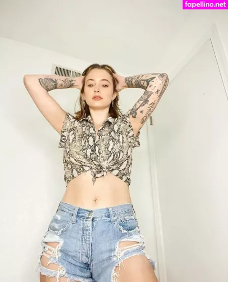 Garlyn Dasilva 1 OnlyFans Thumbnail #2AaRJ2GFO7