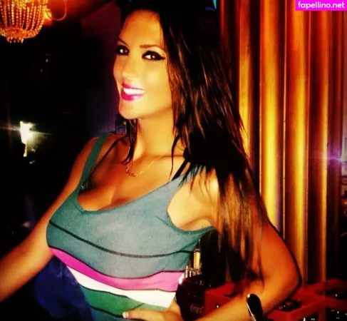 Gatina 22 OnlyFans Thumbnail #F4m3p8UMYs