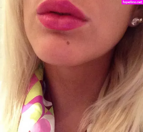 Gatina 22 OnlyFans Thumbnail #Tk3AJ7OHob