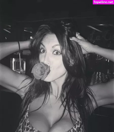 Gatina 22 OnlyFans Thumbnail #faZpJ2Iz1w