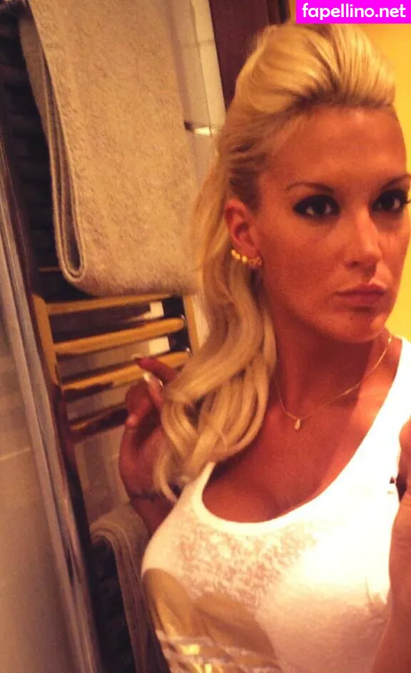 gatina22 Nude Leaked OnlyFans Photo #5C1xRKQxAw