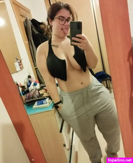 Gatita Traviesa OnlyFans Thumbnail #KnupsWiaYr
