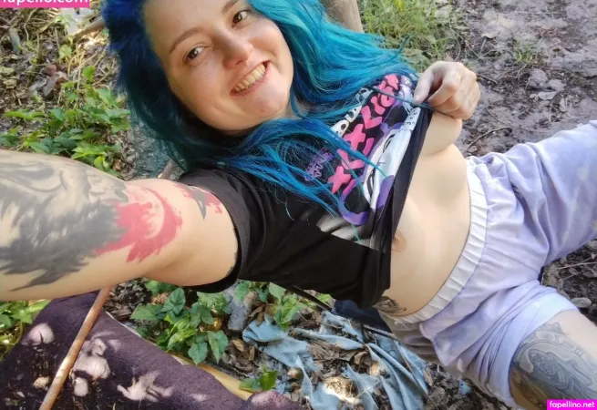 Geekgirl420 OnlyFans Thumbnail #NKvdimoppp