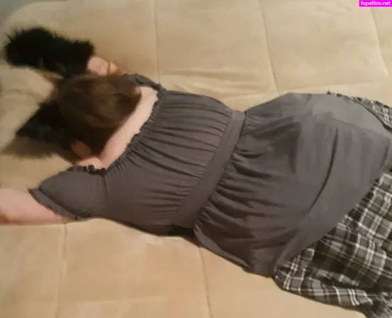 Geekikittenvip OnlyFans Thumbnail #L2W3js6ZVH