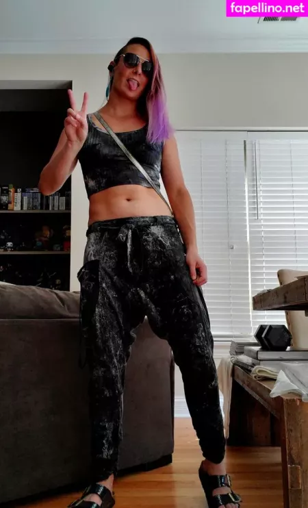 Geekremixalot OnlyFans Thumbnail #628HOQpzv4