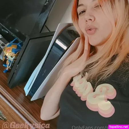 Geekysica OnlyFans Thumbnail #G6icqthmyQ