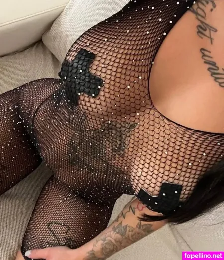 Geilenachbarin 21 OnlyFans Thumbnail #7i5Bx2m1FG