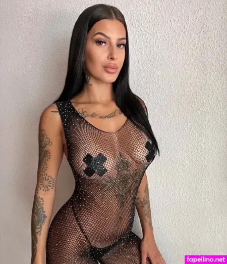 Geilenachbarin 21 OnlyFans Thumbnail #kG8sV0HFMM