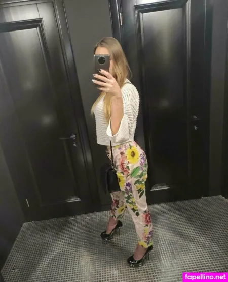 Gelyaang OnlyFans Thumbnail #PyfDWjmgJr