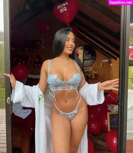 Gemeas Abello OnlyFans Thumbnail #5RUN0WXcDf