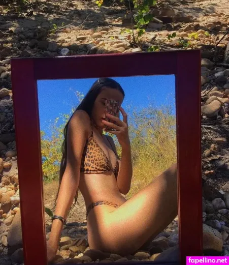 Gemeas Marina OnlyFans Thumbnail #Y1AQElvJWS