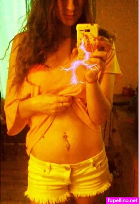 Geminikittykde OnlyFans Thumbnail #KcHnEFJaxA