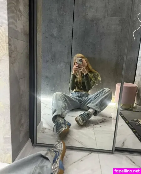 Gemmy Grace OnlyFans Thumbnail #uyCxRrHjhb