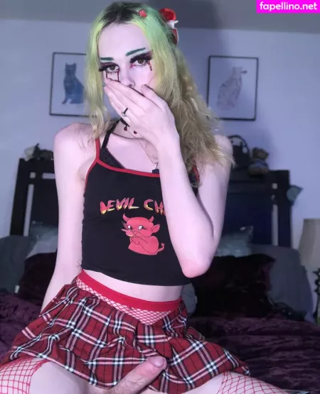 Genericgothgf OnlyFans Thumbnail #lYv0SXdb9V