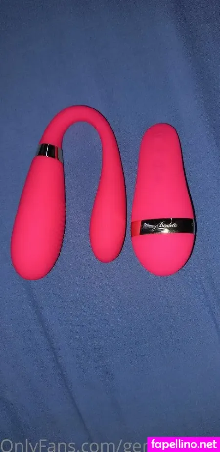 Genevieve Ellis OnlyFans Thumbnail #jEETeJH3fr