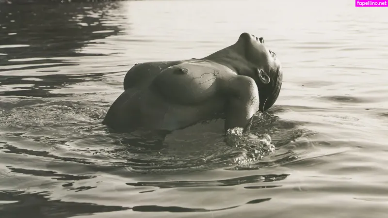 Genevieve Morton OnlyFans Thumbnail #B7JOGeejnD