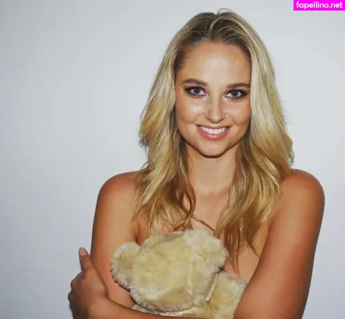 Genevieve Morton OnlyFans Thumbnail #BdmTDg7rGj