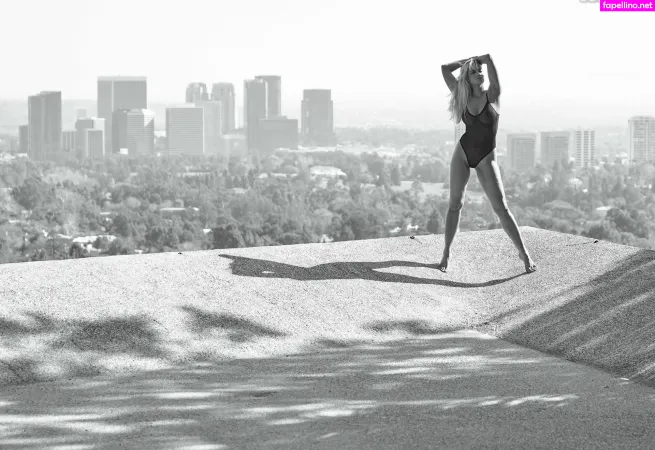 Genevieve Morton OnlyFans Thumbnail #DgWHectf7m