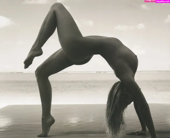 Genevieve Morton OnlyFans Thumbnail #PqzuAcZ4HX