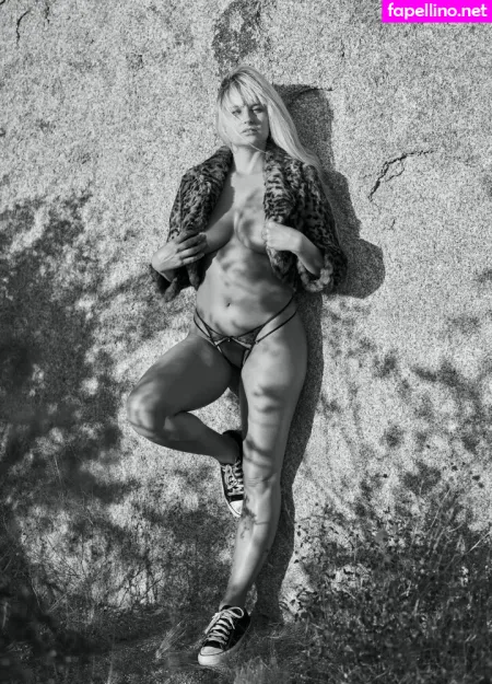 Genevieve Morton OnlyFans Thumbnail #TkZM69As4U