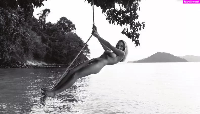 Genevieve Morton OnlyFans Thumbnail #f2wkmgF5LL