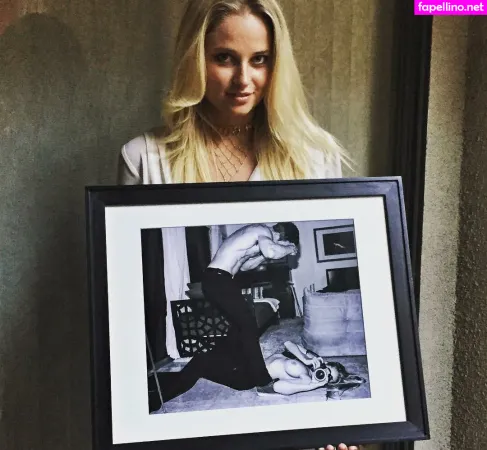 Genevieve Morton OnlyFans Thumbnail #tRYt83MVe4