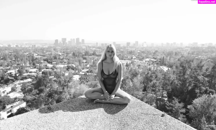 Genevieve Morton OnlyFans Thumbnail #yM2IcywlCv