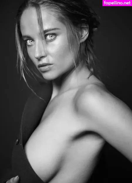 Genevieve Morton OnlyFans Thumbnail #zS6oJJQRtN
