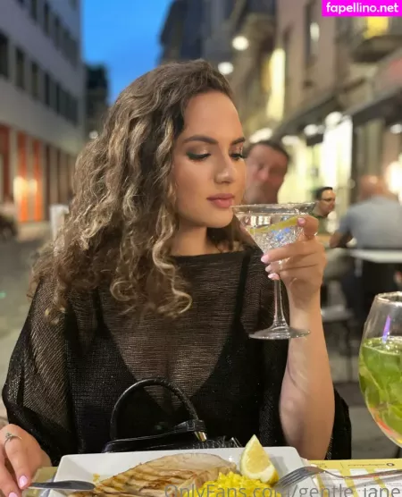 Gentle Jane OnlyFans Thumbnail #efoKX52Use