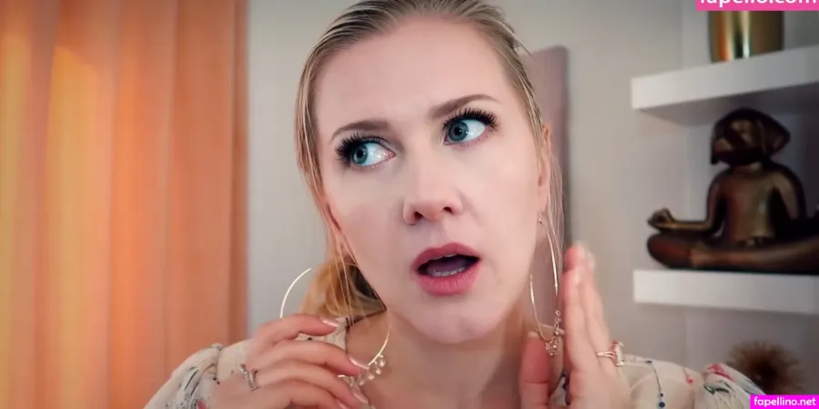 Gentle Whispering Asmr OnlyFans Thumbnail #yz90F7dkrn
