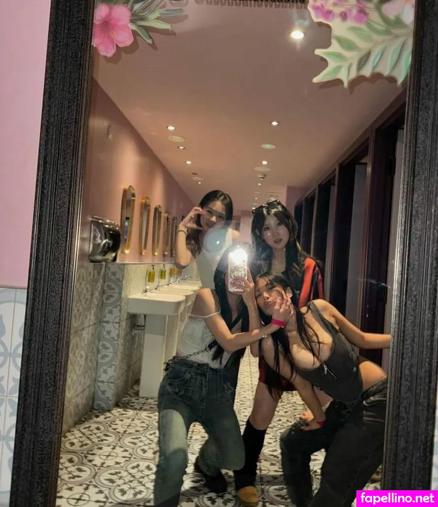 gentle.spits, jennylikestosleep Nude Leaked OnlyFans Photo #0aw56XrN71