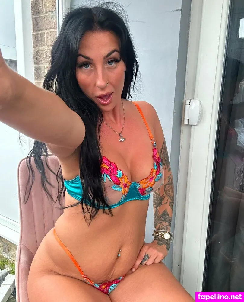 Geordiegoddesshattiee, Geordiehattieexo Nude Leaked OnlyFans Photo #ZSQEssG9e0