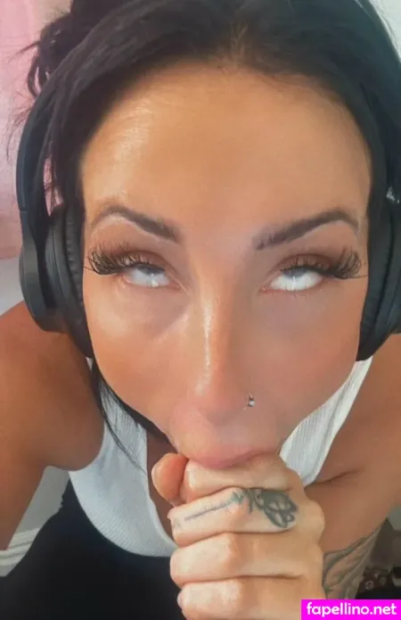 Geordie Hattie OnlyFans Thumbnail #cKaTr8ihMl
