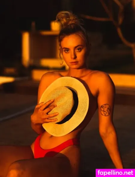 Georgia Harris OnlyFans Thumbnail #M1bW7NqQVC