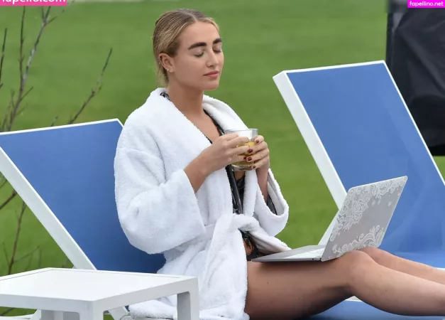 Georgia Harrison OnlyFans Thumbnail #MjFcDWkqXf