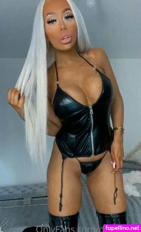 Georgia Simpson OnlyFans Thumbnail #2XfshQ2a6C