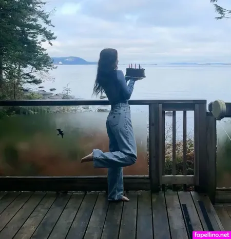 Georgiawest1 OnlyFans Thumbnail #2pGRIFvgB3