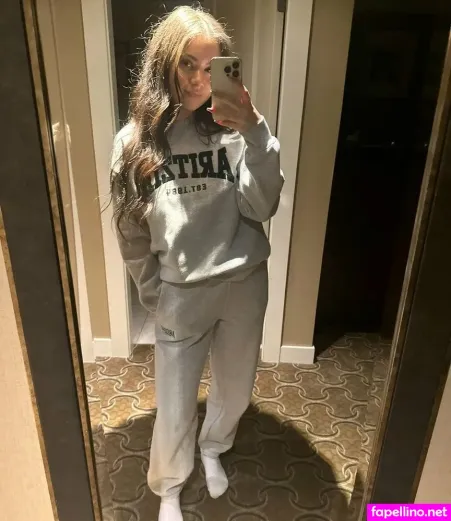 Georgiawest1 OnlyFans Thumbnail #3UGxczJ3uj