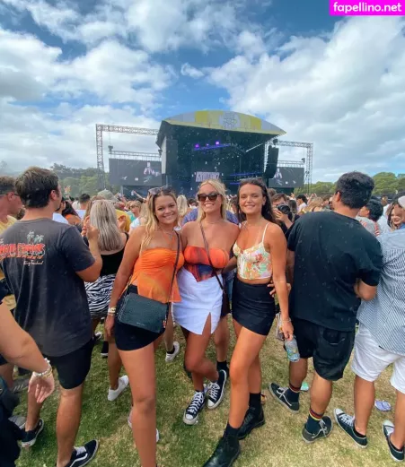 Georgie Cunningham OnlyFans Thumbnail #sx4DjKGpDx