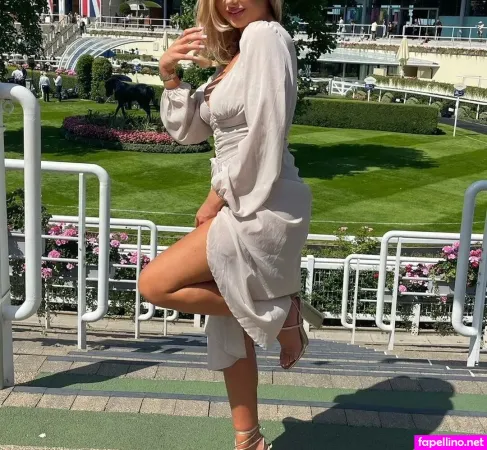 Georgie Milne Home OnlyFans Thumbnail #4KoHUeK5HR