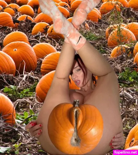 Georgiedarby 1 OnlyFans Thumbnail #LqMTKIxgIR