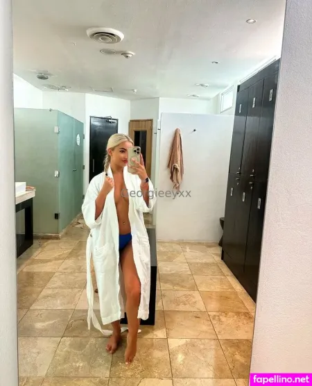 Georgieeyxxfree OnlyFans Thumbnail #LrLf1jix15