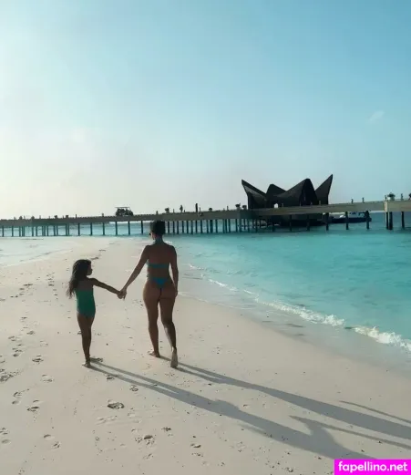 Georgina R OnlyFans Thumbnail #HA5S8wQSyF