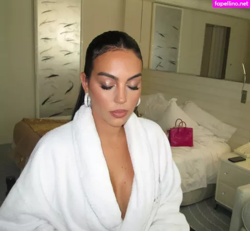 Georgina Rodriguez OnlyFans Thumbnail #NXTjXdn8yw
