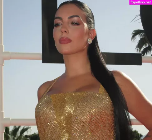 Georgina Rodriguez OnlyFans Thumbnail #NzF2RDZcmo