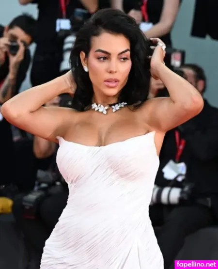 Georginarodriguez Main Profile Photo