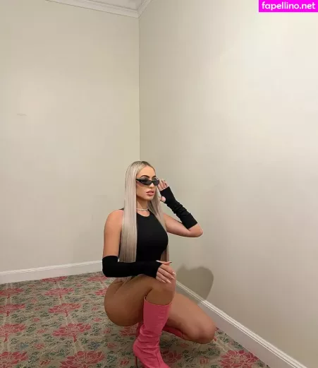Geovana Lima Bernardo OnlyFans Thumbnail #H9F1xT6BO5