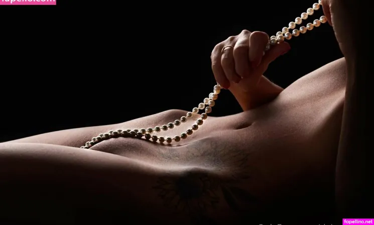 Gerda Modell OnlyFans Thumbnail #akOWHePT0d